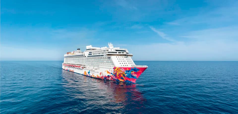cruise ship